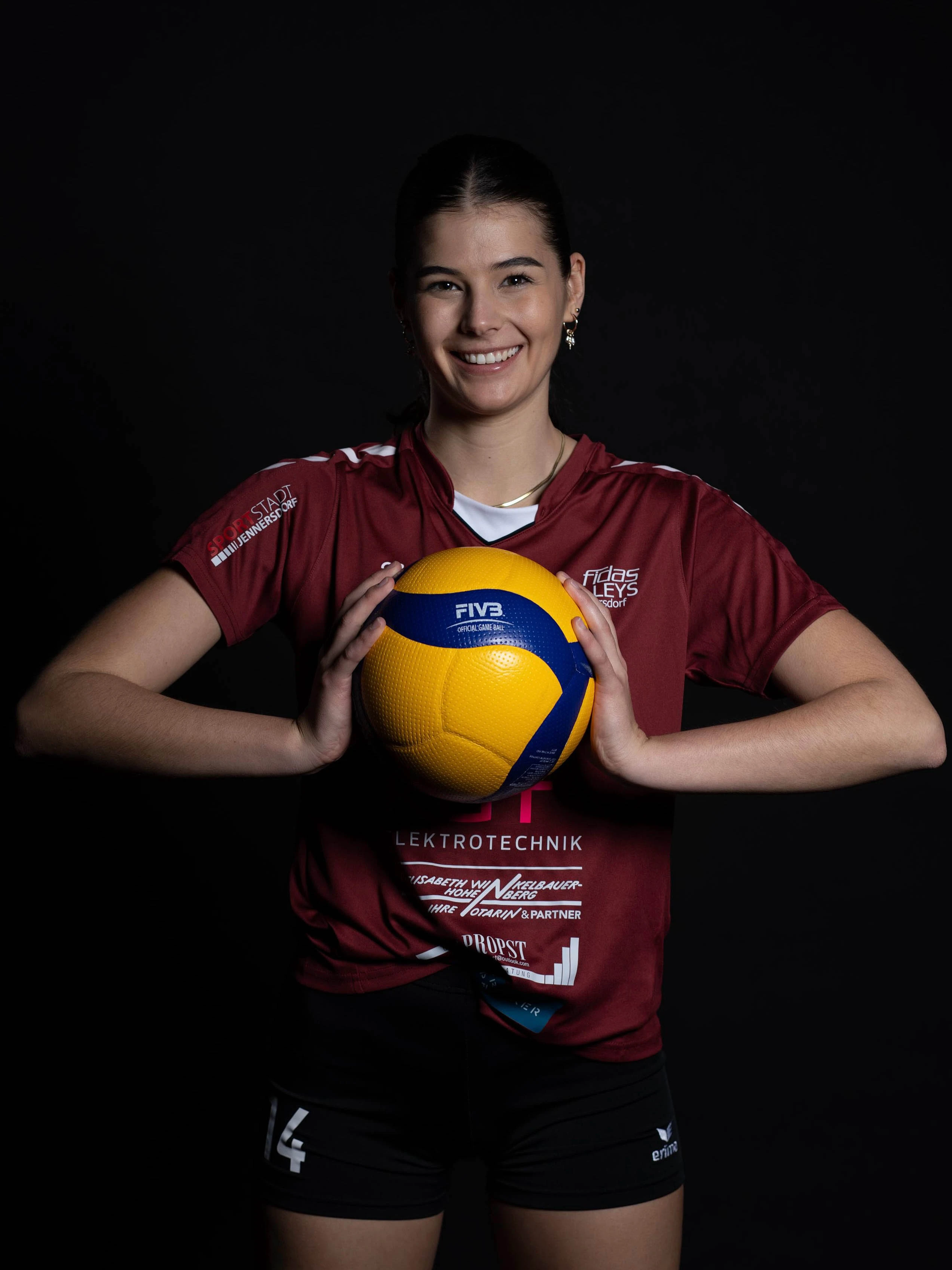 Julia Windt